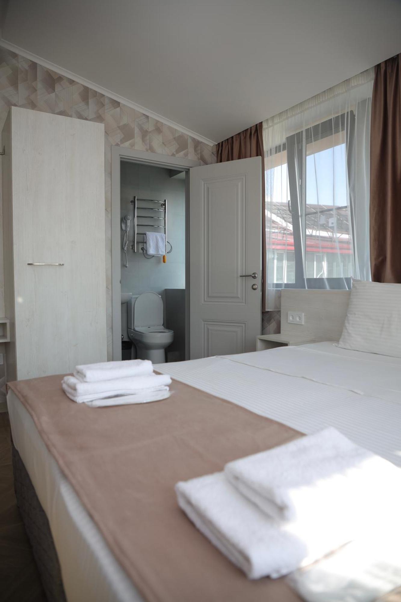 Chief Hotel Γκιουμρί Εξωτερικό φωτογραφία